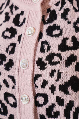 Leopar Desen Düğmeli Triko Hırka Pudra - Triko Hırka