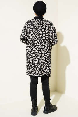 Leopar Desen Düğmeli Triko Hırka Siyah Bej - Triko Hırka