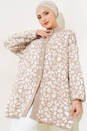 Leopar Desen Düğmeli Triko Hırka Sütlü Kahve - Hırka