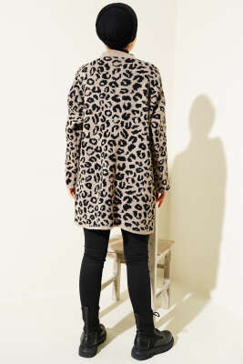 Leopar Desen Düğmeli Triko Hırka Vizon - Triko Hırka