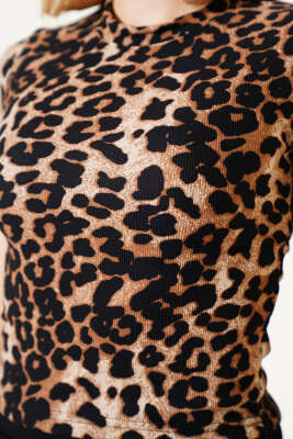 Leopar Desen Kaşkorse Bluz Leopar - Kadın Giyim Modelleri
