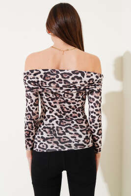 Leopar Desen Kayık Yaka Bluz Leopar - Kadın Giyim Modelleri