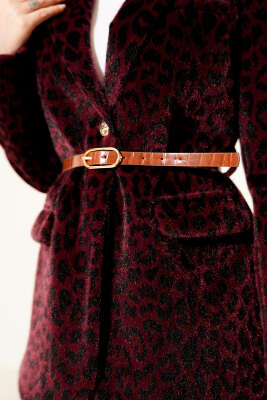 Leopar Desen Kemerli Tay Tüyü Ceket Mürdüm - Ceket