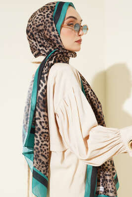 Leopar Desen Soft Şal Yeşil - Başörtüsü
