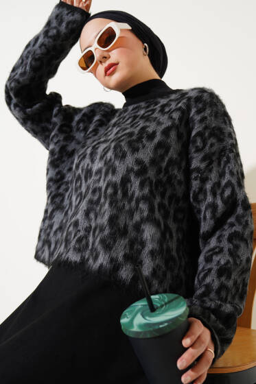 Leopar Desen Triko Kazak Füme - Triko Kazak