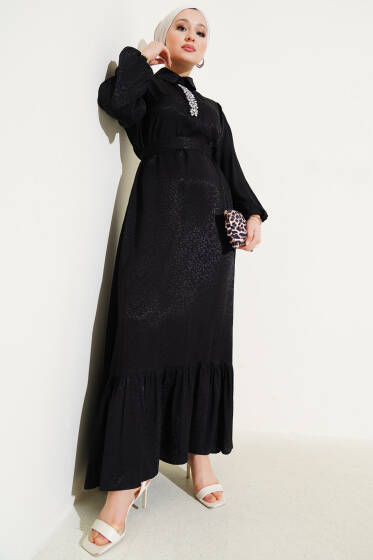 Leopar Desen Yaka Taşlı Jakar Elbise Siyah - Elbise