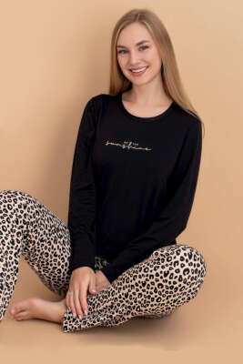 Leopar Desenli Baskılı Pijama Takımı Siyah - Pijama