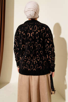 Leopar Desenli Sakallı Kazak Siyah Camel - Triko Kazak