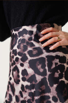 Leopar Desenli Saten Etek Siyah - Uzun Etek