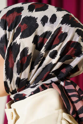 Leopar Desenli Soft Eşarp Gül Kurusu - Başörtüsü