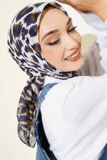 Leopar Desenli Soft Eşarp Lacivert - Başörtüsü
