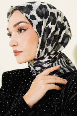 Leopar Desenli Soft Eşarp Siyah - Başörtüsü