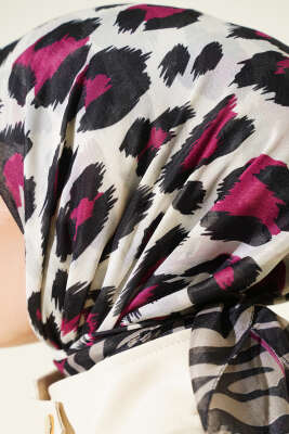 Leopar Desenli Soft Eşarp Siyah Fuşya - Başörtüsü