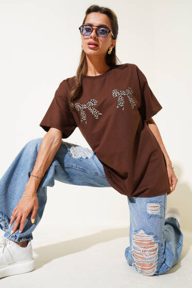 Leopar Fiyonk Baskılı T-shirt Kahve - Kadın Giyim Modelleri