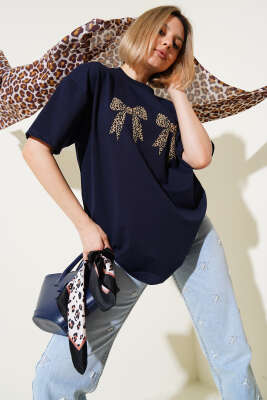 Leopar Fiyonk Baskılı T-shirt Lacivert 