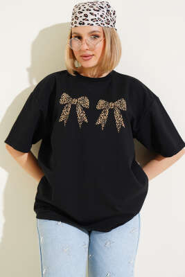 Leopar Fiyonk Baskılı T-shirt Siyah - Kadın Giyim Modelleri