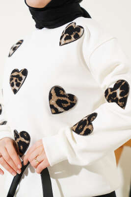 Leopar Kalpli Üç İplik Sweatshirt Ekru - Tunik