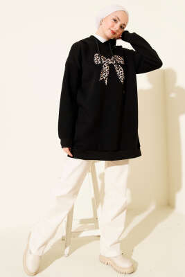Leopar Kurdele Baskılı Üç İplik Sweatshirt Siyah - Tunik