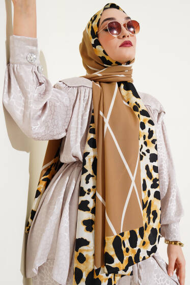 Leopar Şeritli Çizgili Medine Şal Latte - Başörtüsü
