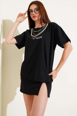 Less More İncili T-shirt Siyah - Yılın Fırsatı