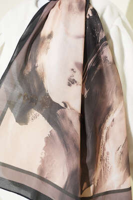 Lina Desenli Soft Şal Siyah - Başörtüsü