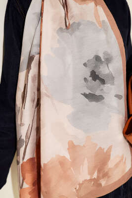 Linea Serisi Desenli Şal Latte - Başörtüsü