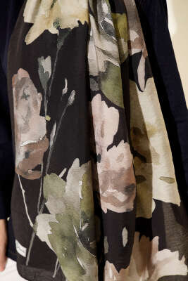 Linea Serisi Desenli Şal Siyah Yeşil - Başörtüsü