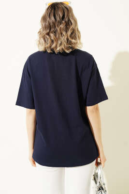 London Baskılı Oversize T-shirt Lacivert - Kadın Giyim Modelleri