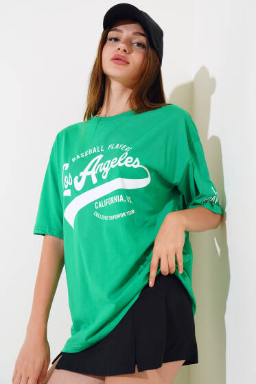 Los Angeles Baskılı Salaş T-shirt Yeşil - Kadın Giyim Modelleri