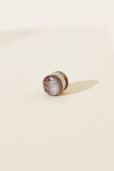 Lotus Serisi Ekru Kahve Eşarp Mıknatısı - İğne ve Klips