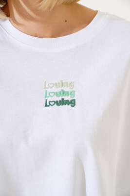 Loving Yazılı T-shirt Beyaz - Kadın Giyim Modelleri