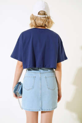 Loving Yazılı T-shirt Lacivert - Kadın Giyim Modelleri