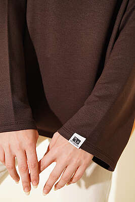 Loyşa Bilek Armalı Basic Bluz Acı Kahve - Bluz