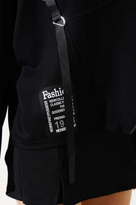 Loyşa Fermuarlı Armalı Salaş Sweatshirt Siyah - Kadın Giyim Modelleri