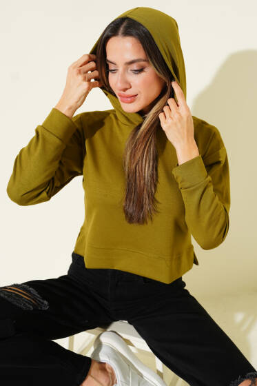 Loyşa Kapüşonlu Kısa Sweatshirt Yağ Yeşili - Kadın Giyim Modelleri