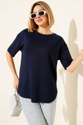 Loyşa Oval Kesim T-shirt Lacivert 