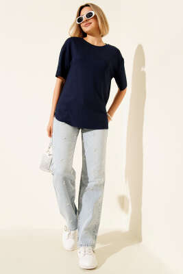 Loyşa Oval Kesim T-shirt Lacivert - Yılın Fırsatı