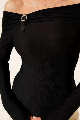 Madonna Yaka Kemer Detaylı Bluz Siyah - Yılın Fırsatı