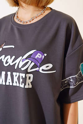 Maker Baskılı Oversize T-shirt Füme - Yeni Giyim