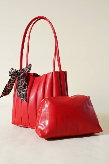 Makyaj Çantalı Fularlı Çanta Kırmızı - Kol Çantası