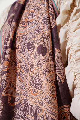 Mandala Motif Soft Şal Acı Kahve - Başörtüsü