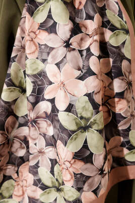 Manolya Desen Şal Siyah Latte - Başörtüsü