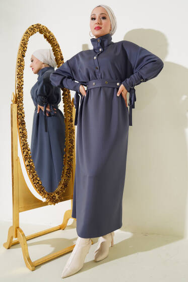 Manşet Bağcıklı Metal Düğmeli Elbise Füme - Elbise