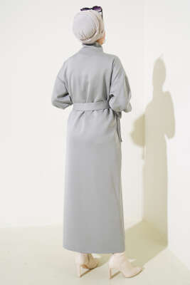 Manşet Bağcıklı Metal Düğmeli Elbise Gri - Tesettür Elbise