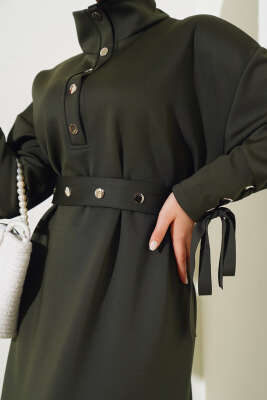 Manşet Bağcıklı Metal Düğmeli Elbise Haki - Tesettür Elbise