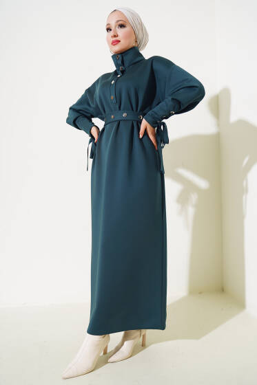 Manşet Bağcıklı Metal Düğmeli Elbise Zümrüt - Elbise