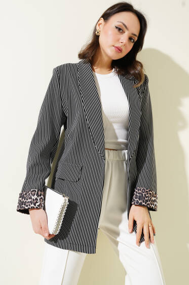 Manşet Detaylı Çizgili Blazer Ceket Siyah - Ceket