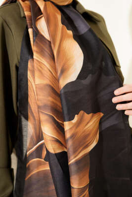 Mercan Desen Şal Siyah - Başörtüsü