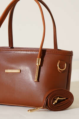 Metal Arma Detaylı El Çantası Taba - Kol Çantası