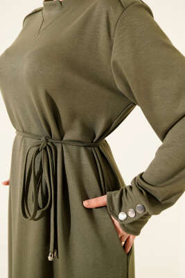 Metal Düğme Süslemeli Bağcıklı Elbise Haki - Elbise
